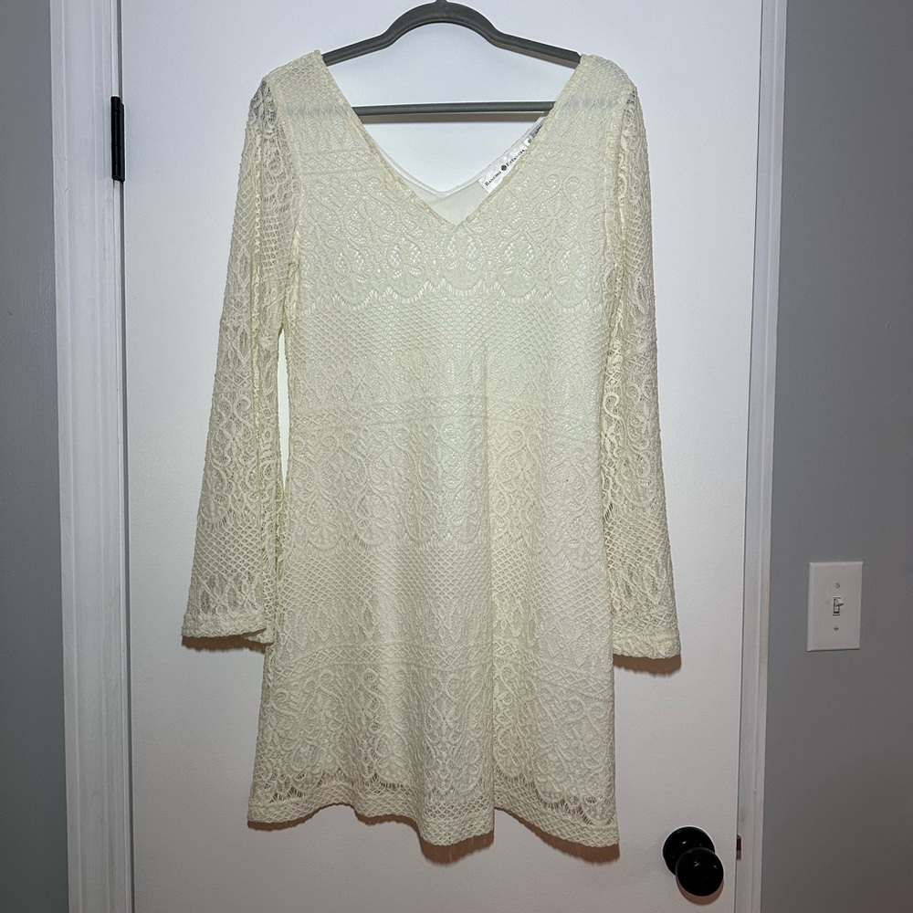 Elegant Cream Lace Mini Dress